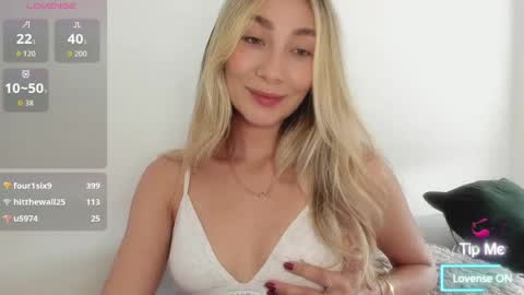 emyconneer online show from July 20, 11:30 pm