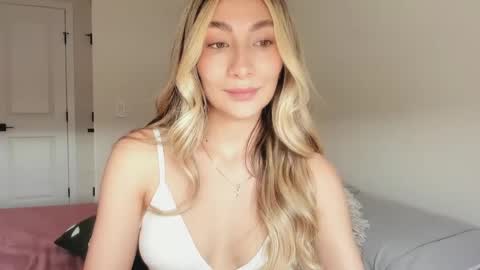 emyconneer online show from July 21, 11:07 pm