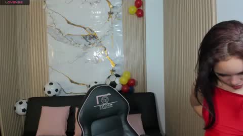 emyli_tay online show from July 8, 6:34 pm