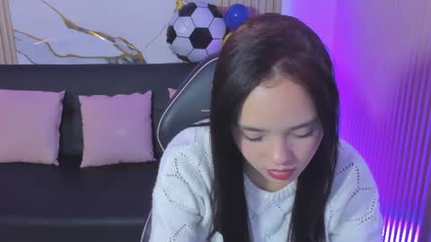 emyli_tay online show from July 9, 2:44 pm