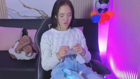 emyli_tay online show from July 9, 4:56 pm