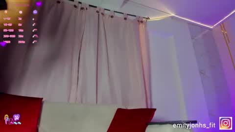 EMYLY  online show from August 14, 3:32 am