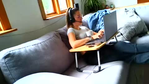 emyxxl online show from August 6, 1:21 pm