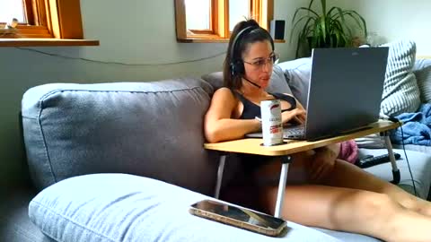 emyxxl online show from August 10, 5:14 pm
