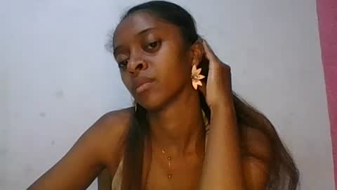 engenia12 online show from August 12, 6:43 pm