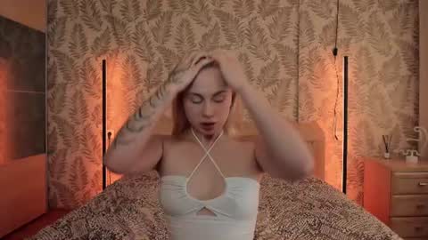 Maria and James online show from August 7, 2:28 pm