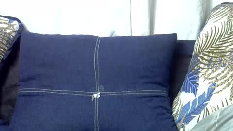 enkarxx online show from August 8, 8:03 am