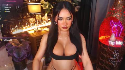 enticingkendra online show from August 8, 5:13 pm
