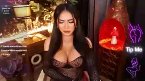 enticingkendra online show from August 10, 1:56 pm