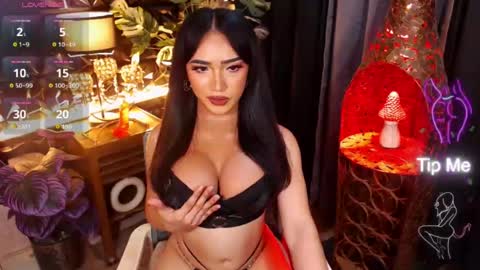 enticingkendra online show from August 13, 12:30 pm