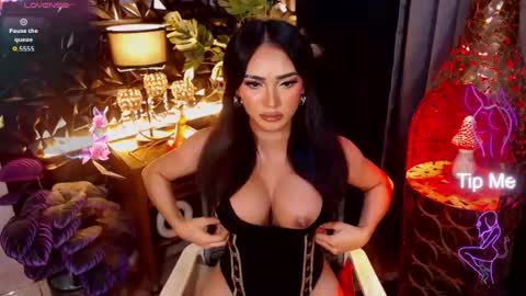 enticingkendra online show from August 15, 1:37 pm