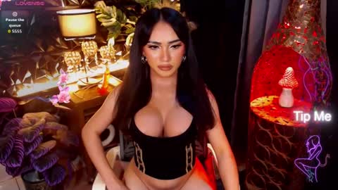 enticingkendra online show from August 15, 3:38 pm