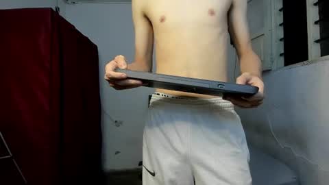 enzo_fernandez10 online show from August 11, 1:51 am