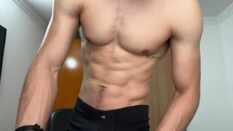 enzo_savage online show from August 13, 12:41 pm