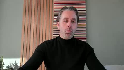 Enzos Massive Cock online show from March 27, 8:18 am