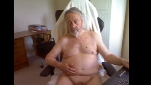 erasmus_d online show from July 13, 5:41 pm