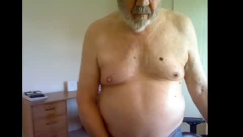 erasmus_d online show from August 6, 5:34 pm