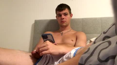 eric123754216 online show from June 21, 1:01 pm