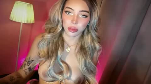 erica_walker online show from August 6, 6:51 pm