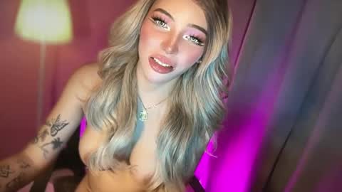 erica_walker online show from August 8, 4:51 pm