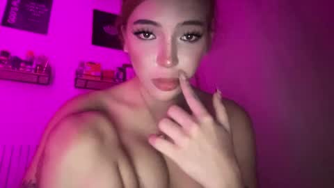 erica_walker online show from August 10, 4:30 pm