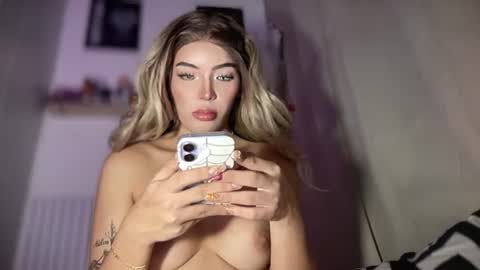 erica_walker online show from August 13, 8:12 pm