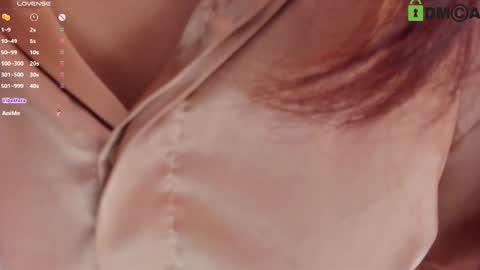erika_kim online show from July 31, 9:48 am