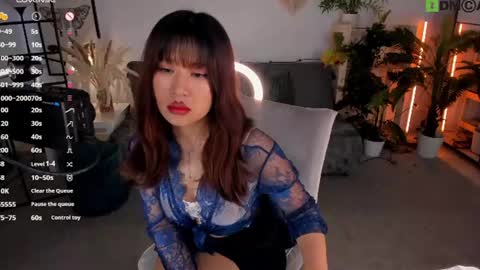 erika_kim online show from August 7, 5:13 pm