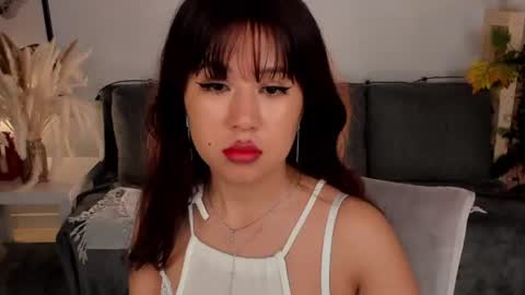 erika_kim online show from August 15, 9:24 am