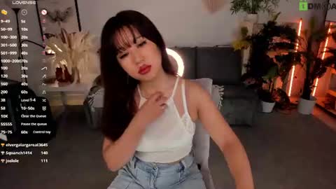 erika_kim online show from August 15, 1:48 pm