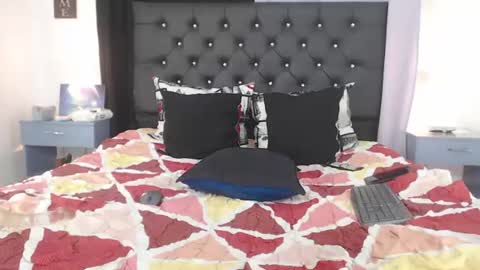 Erika Sttar online show from August 15, 2:32 pm