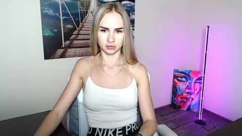 Erika online show from August 3, 2:24 pm