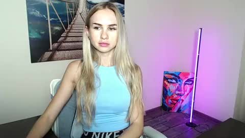 Erika online show from August 7, 3:34 pm