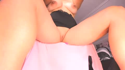 ErikaGold online show from July 25, 4:05 am