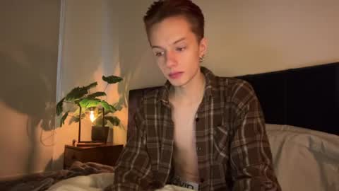 Erik online show from August 15, 7:29 pm