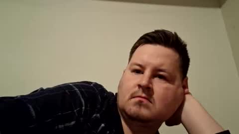 erikstar online show from April 25, 9:43 pm