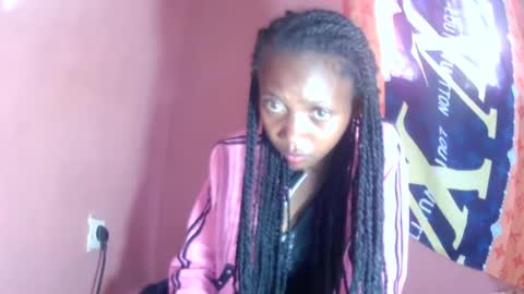 erinah05 online show from August 12, 5:54 am