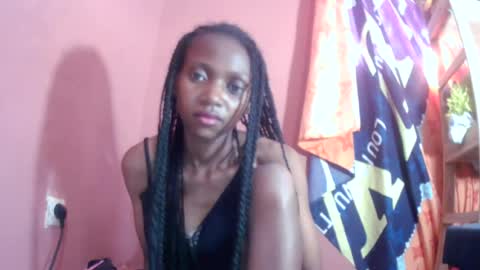 erinah05 online show from August 12, 8:27 am