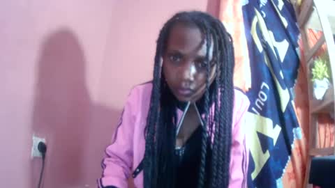 erinah05 online show from August 12, 1:46 pm
