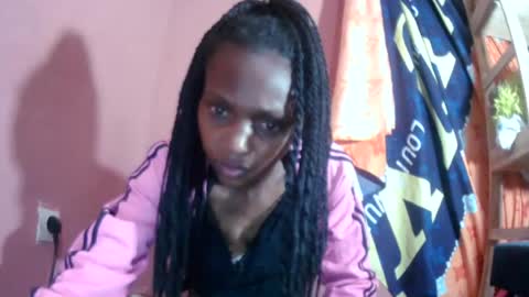 erinah05 online show from August 12, 3:03 pm