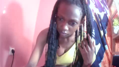 erinah05 online show from August 13, 4:59 am