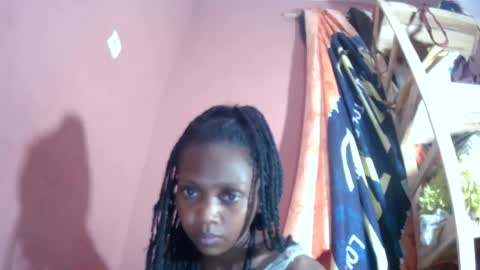erinah05 online show from August 14, 3:48 pm