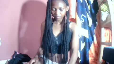 erinah05 online show from August 15, 5:17 pm