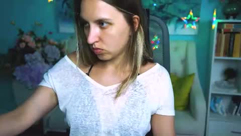 erinwise online show from August 2, 12:12 pm