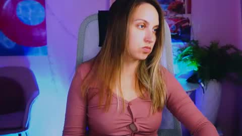 erinwise online show from August 14, 3:15 pm
