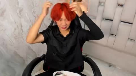 eriol__ online show from August 12, 8:38 am