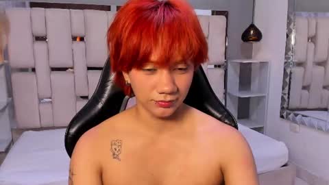 eriol__ online show from August 15, 8:51 am