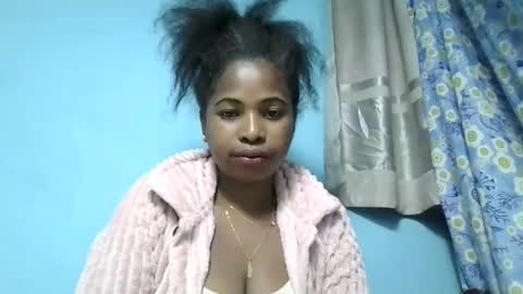 Erisca19 online show from June 9, 1:23 am