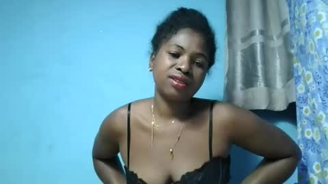 Erisca19 online show from June 12, 3:02 am
