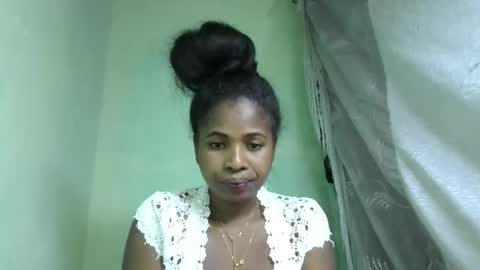Erisca19 online show from June 18, 2:50 pm